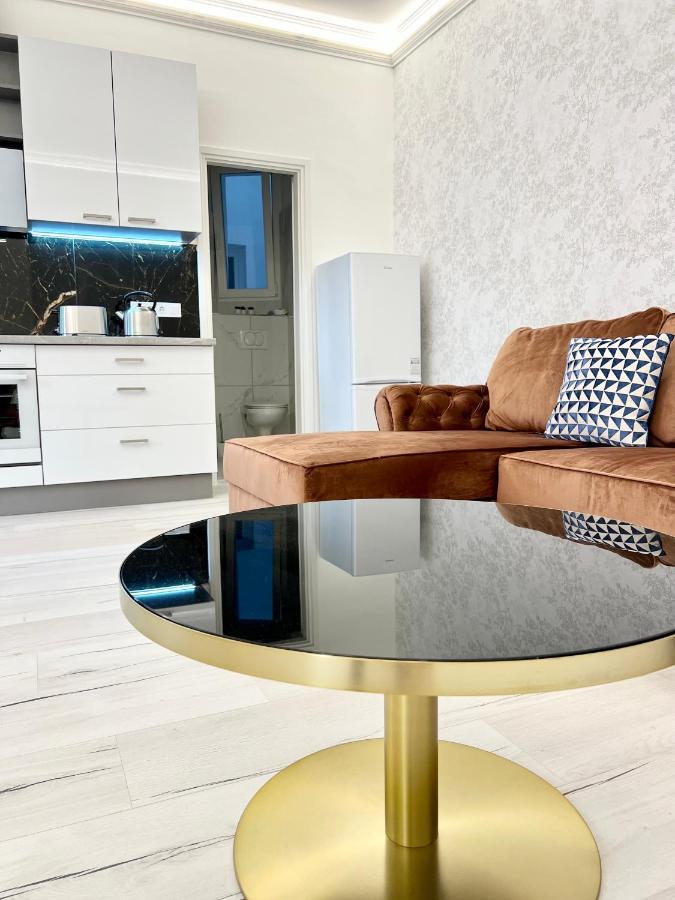 N24 Apartments By Small Home ブダペスト エクステリア 写真