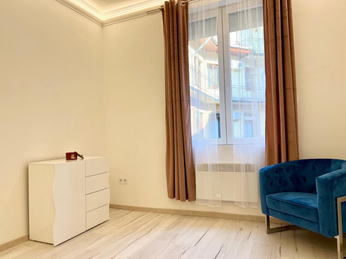 N24 Apartments By Small Home ブダペスト エクステリア 写真