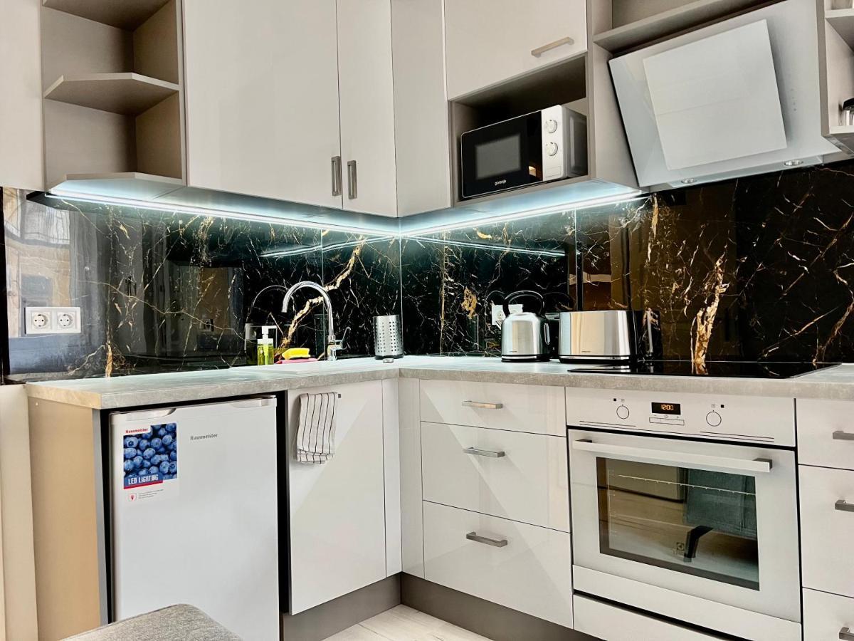 N24 Apartments By Small Home ブダペスト エクステリア 写真