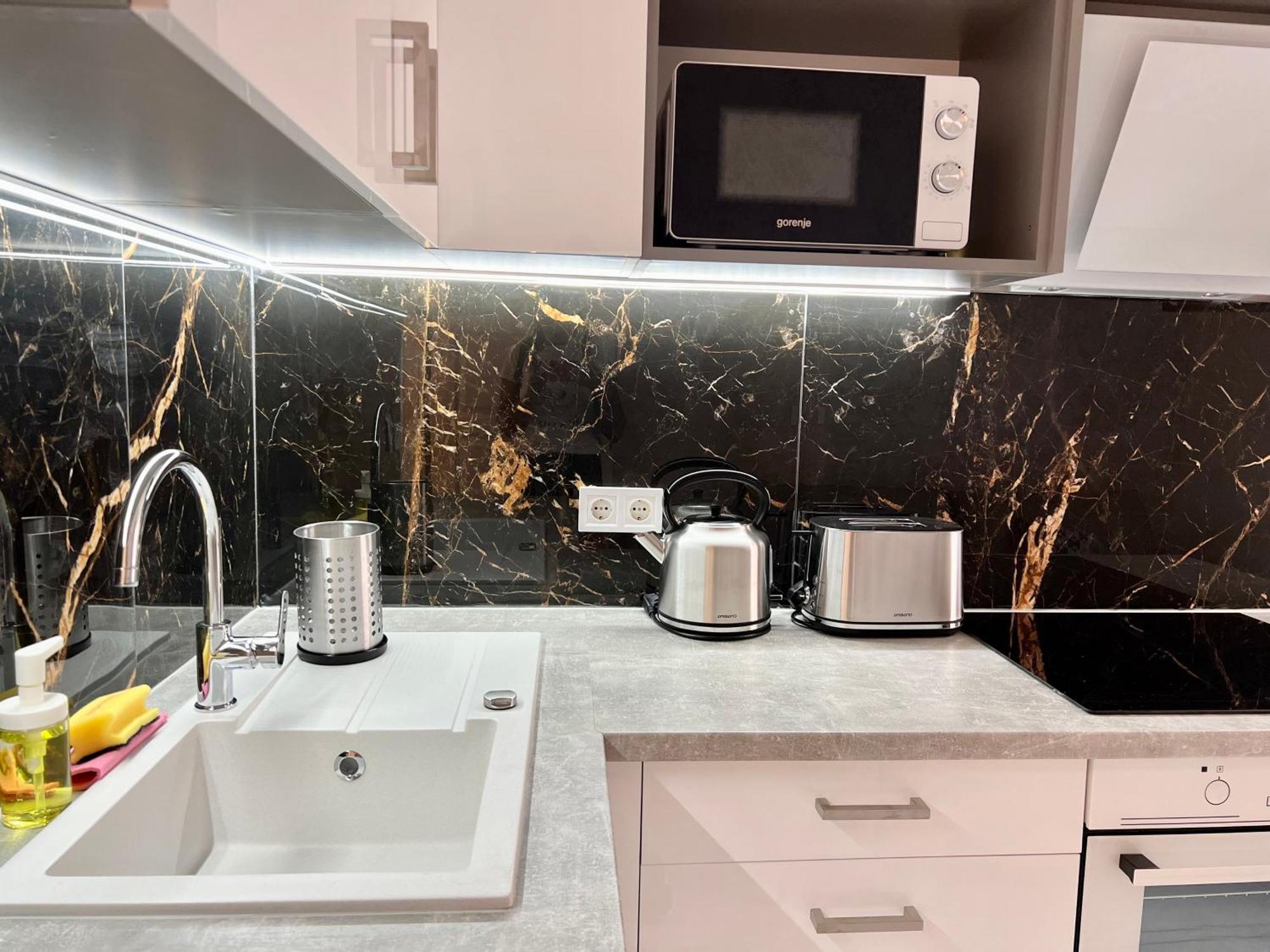 N24 Apartments By Small Home ブダペスト エクステリア 写真