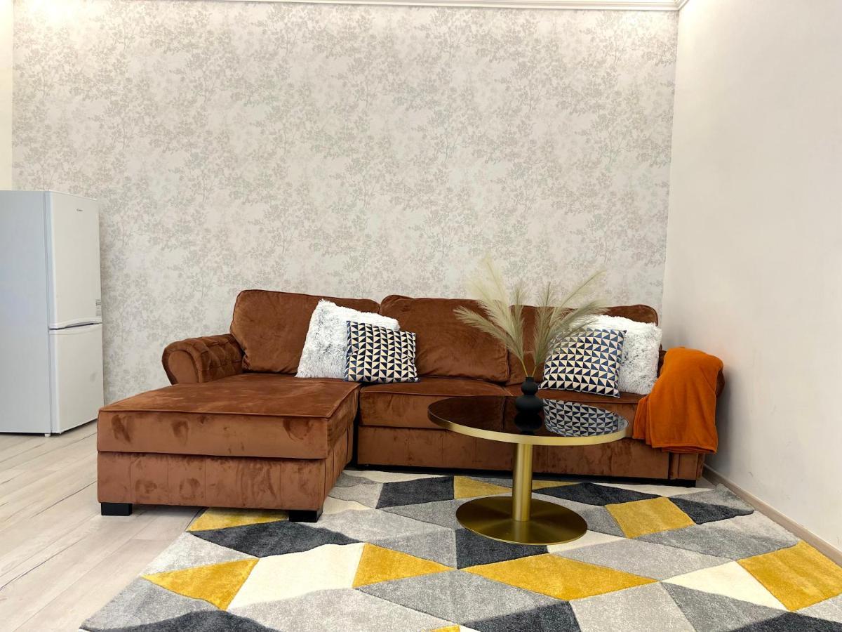 N24 Apartments By Small Home ブダペスト エクステリア 写真
