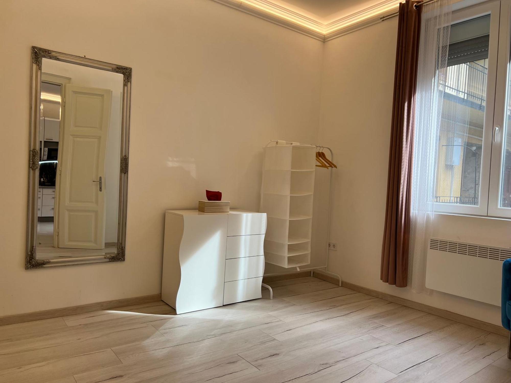 N24 Apartments By Small Home ブダペスト エクステリア 写真